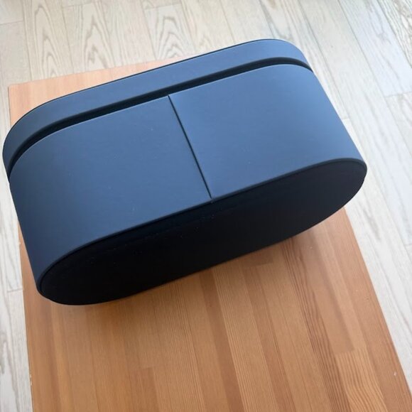 Dyson Airwrap Storage Case (Original) – Navy Blue – Excellent Condition - Picture 5 of 6